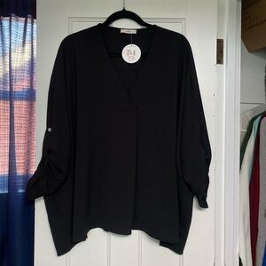Entro Black V-Neck Blouse